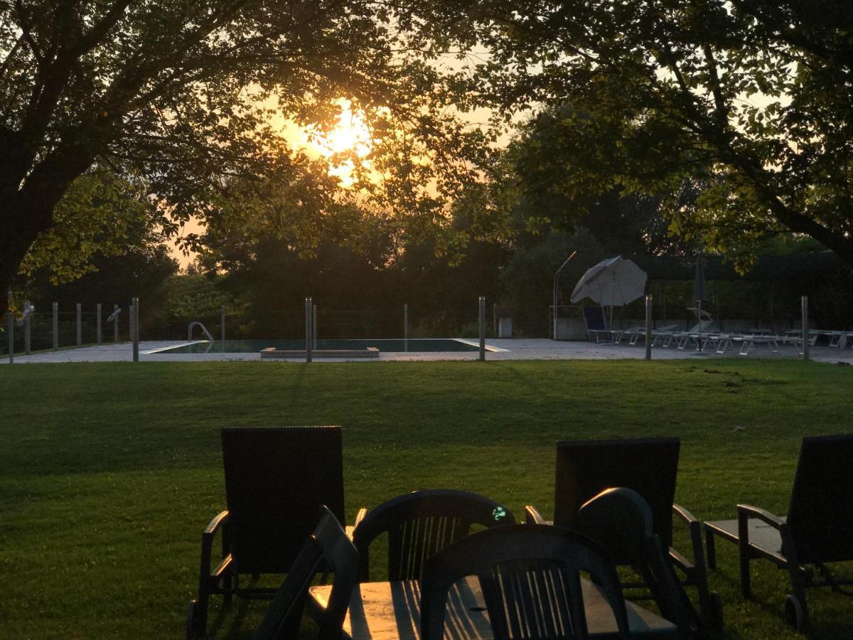 Agriturismo Feliciana Pozzolengo Eksteriør bilde