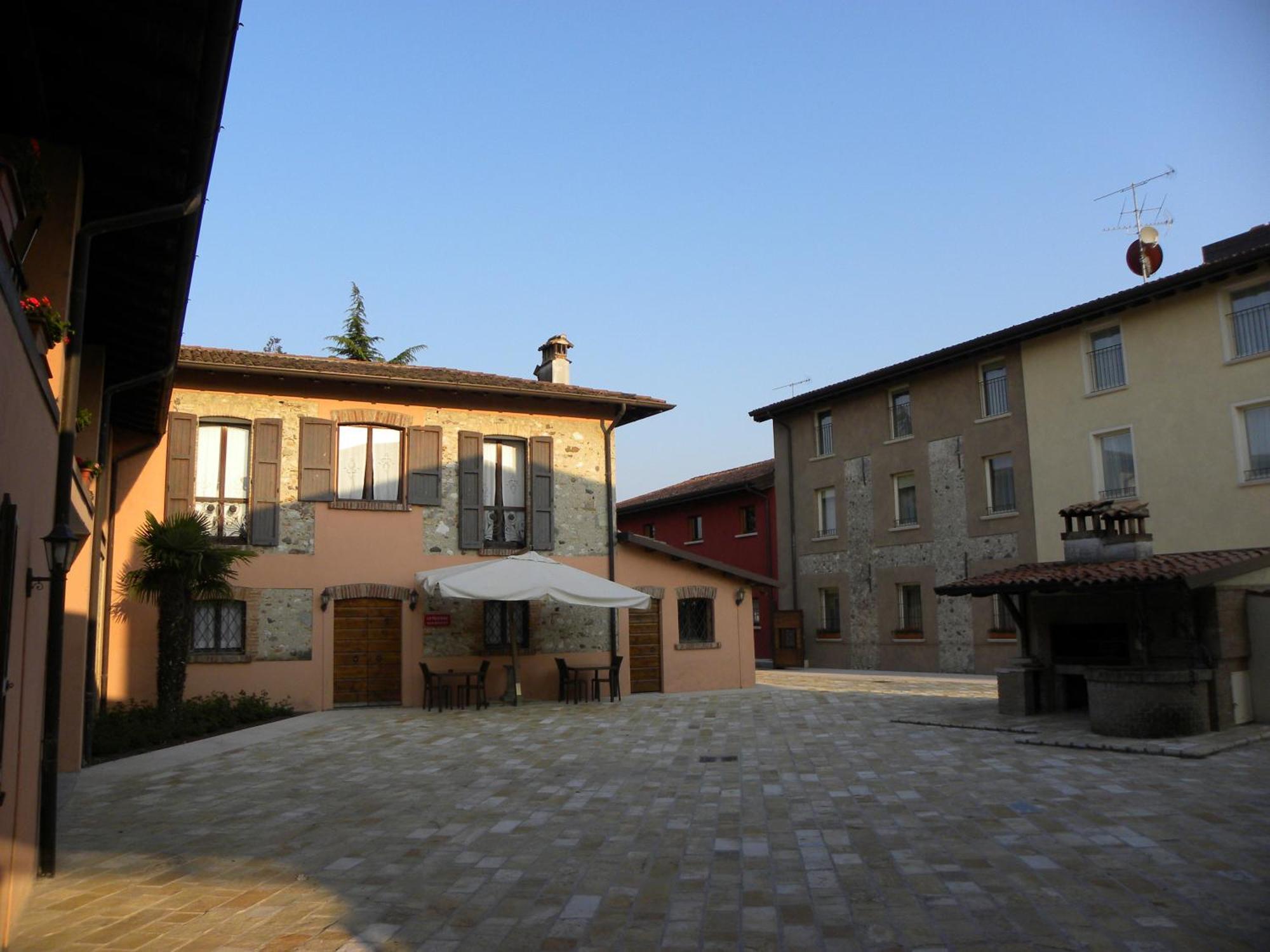 Agriturismo Feliciana Pozzolengo Eksteriør bilde