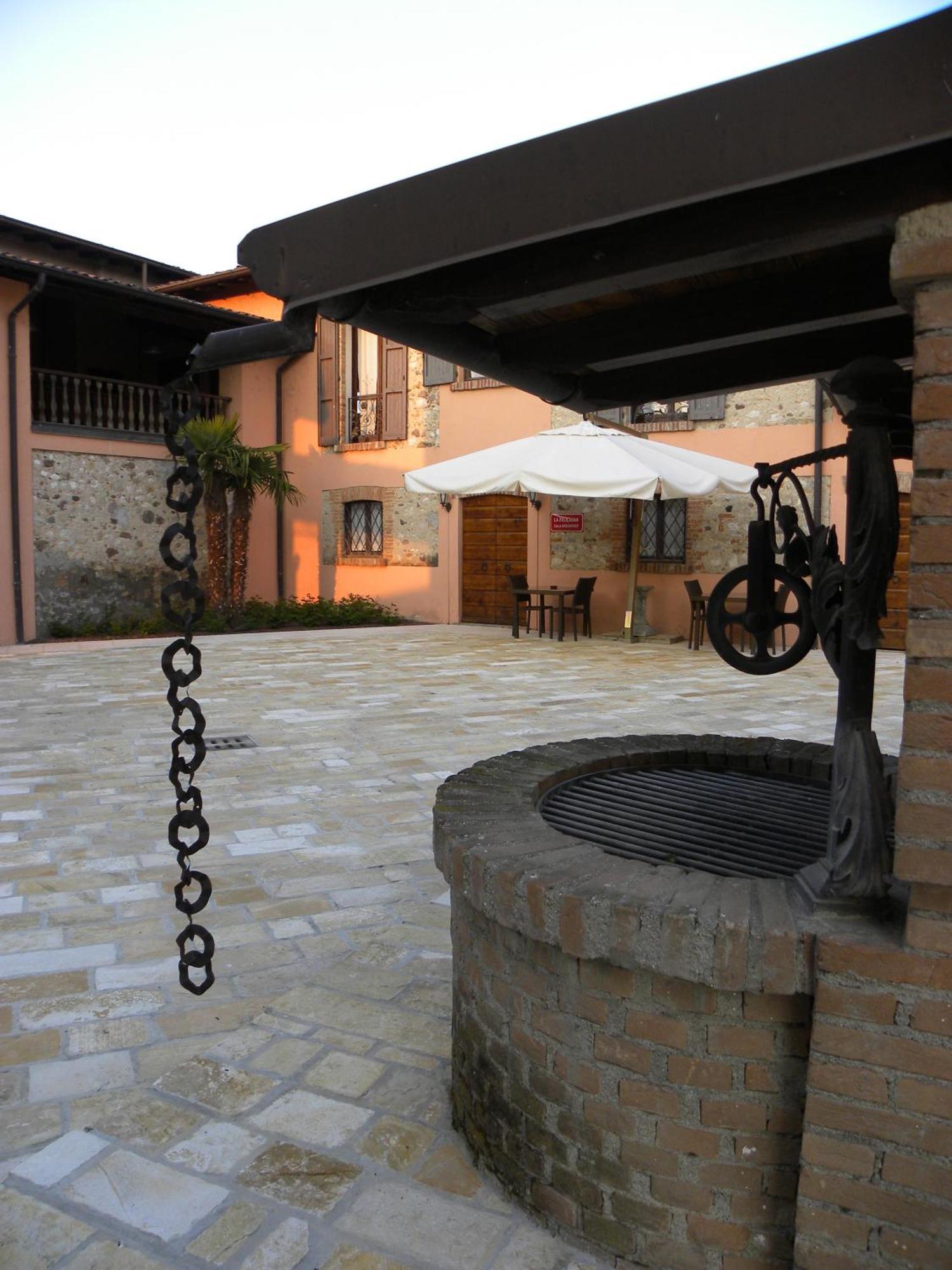 Agriturismo Feliciana Pozzolengo Eksteriør bilde