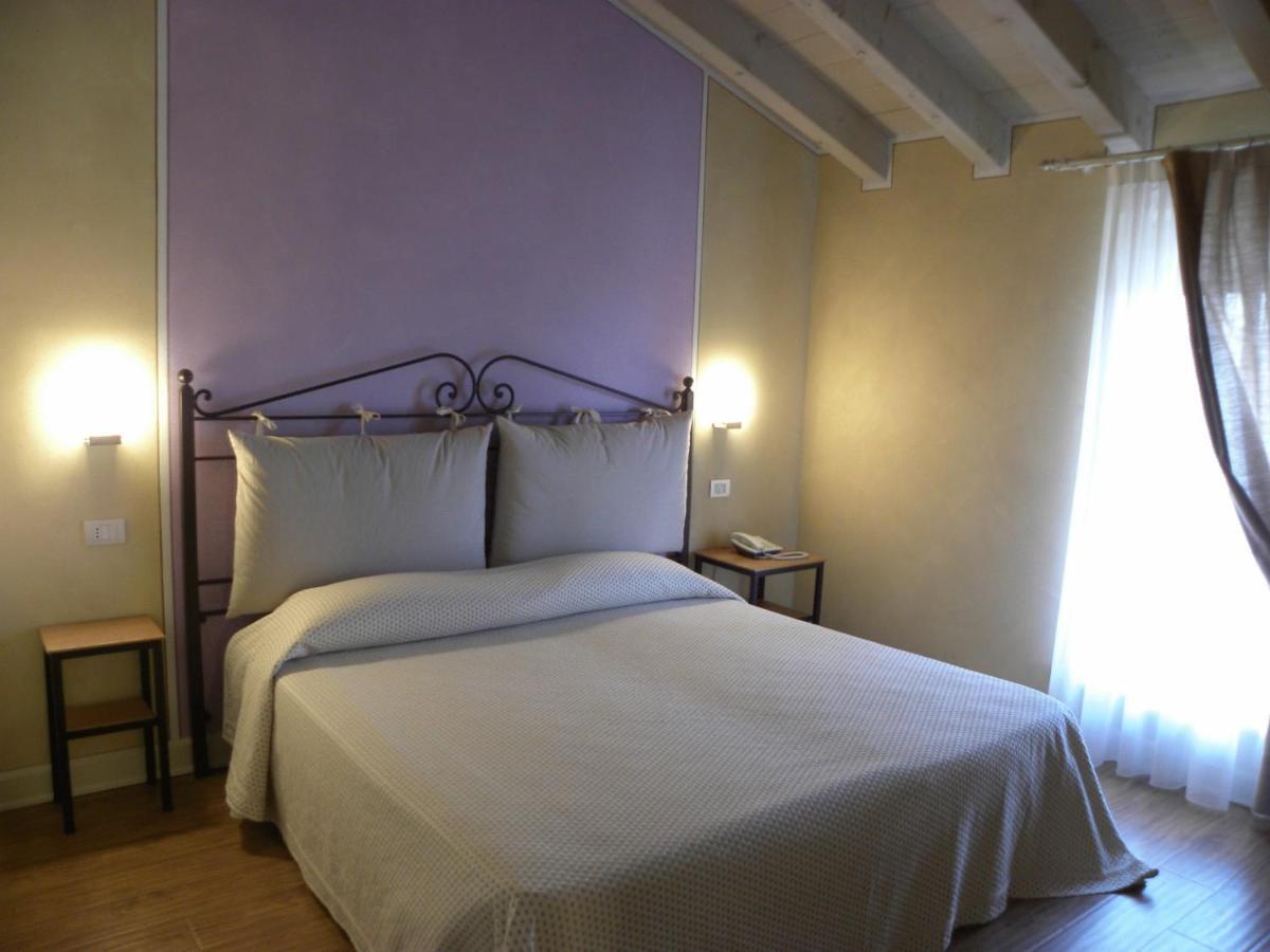 Agriturismo Feliciana Pozzolengo Eksteriør bilde